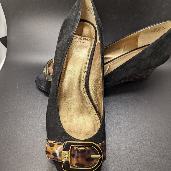 Circa Joan & David Wedge Open Toe Buckle women's 8M Black & Cheetah - Picture 5 of 12